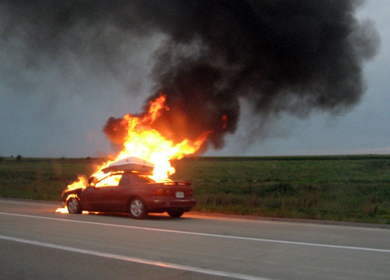 car_fire_2.jpg